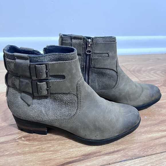 Sorel Lolla Ankle Boots Taupe Khaki Strappy Size 7 Leather Burnish Alpine Tundra - Picture 1 of 8